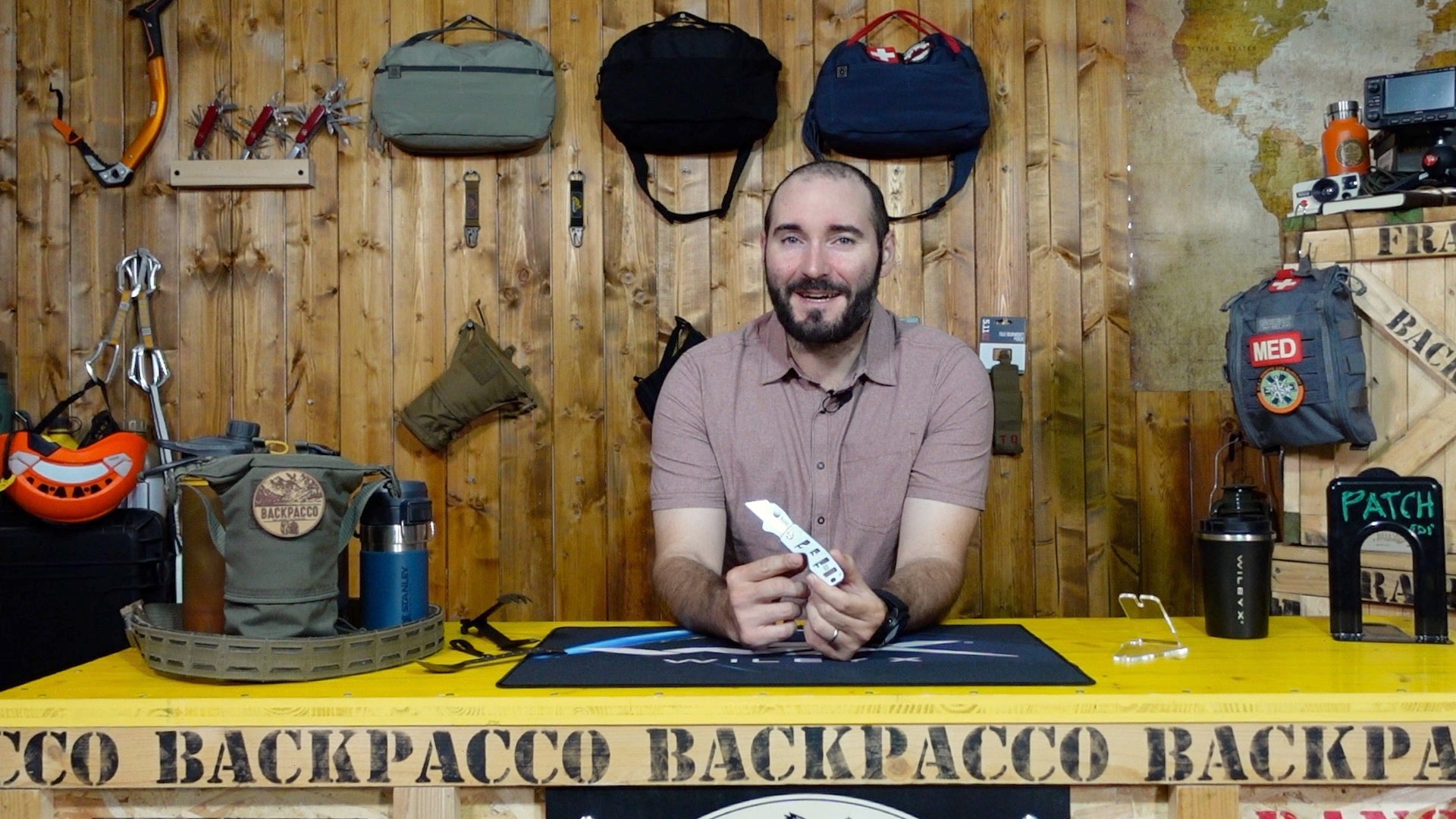 Paolo di Backpacco spiega il  BASE 2BK UTILITY FOLDER di 5.11