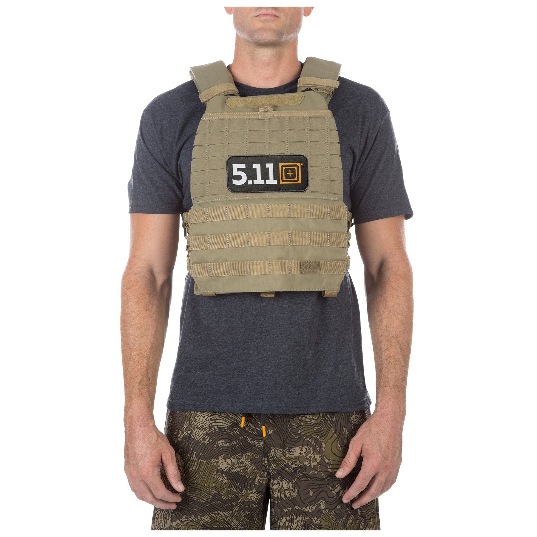 5.11 SCOPE LARGE, patch stampata con logo distintivo, pensata per abbigliamento tattico e accessori, disponibile su backpacco.it