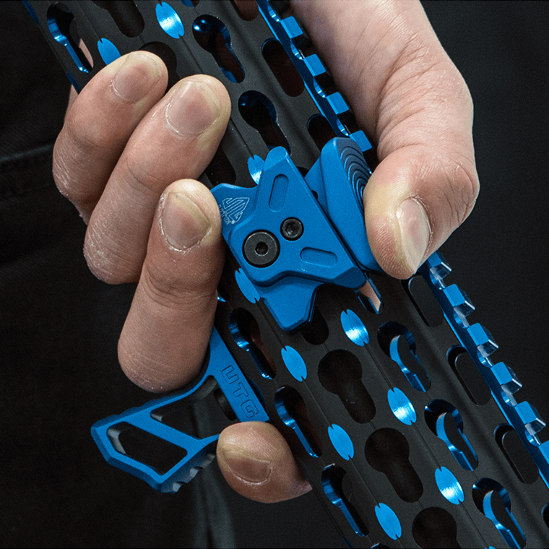 UTG | KEYMOD ANGLED INDEX MOUNT - Impugnatura anteriore