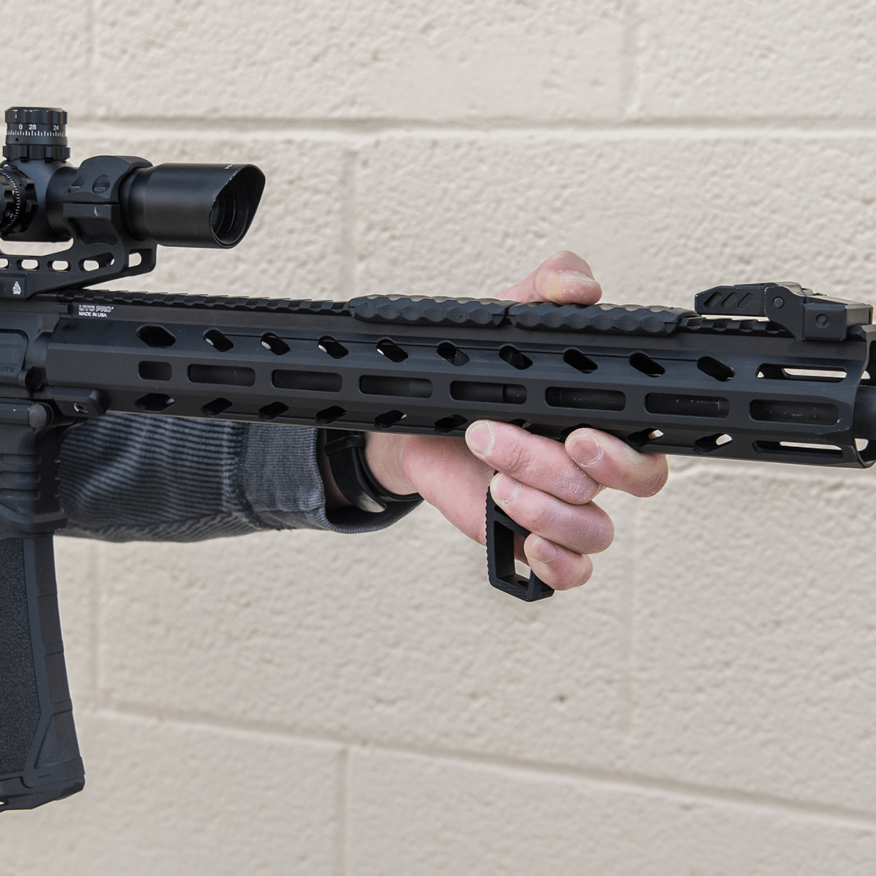 UTG | M-LOK ULTRA SLIM FOREGRIP - Impugnatura anteriore