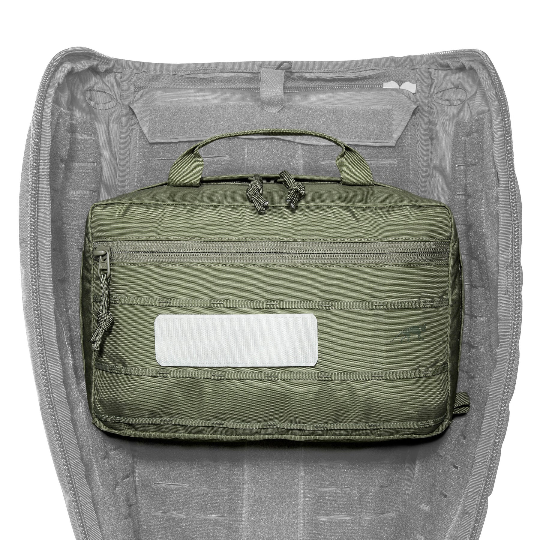 Borsa tattica TASMANIAN TIGER MULTIPURPOSE POUCH VL con maniglia superiore, con patch identificativa - ideale per organizzare attrezzatura militare, outdoor o EDC, su backpacco.it