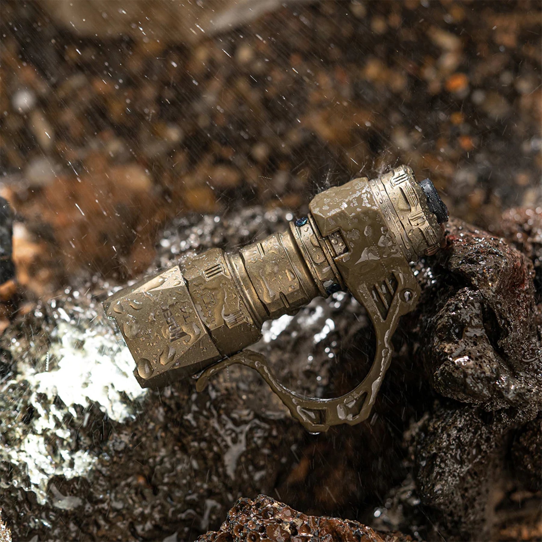 WUBEN | T4 - Torcia tattica da 850 lumens