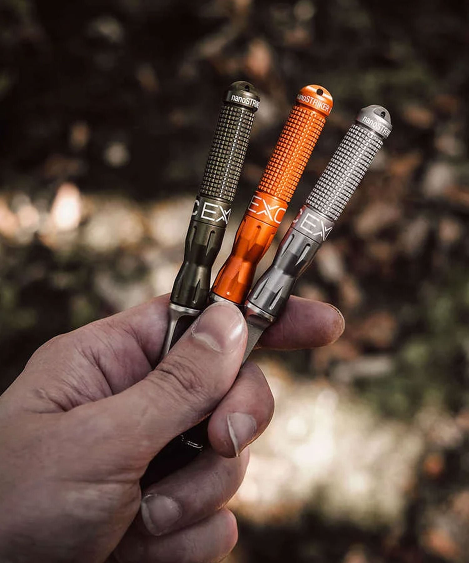 Acciarini Exotac NanostrikerXL in OD green, Orange e gun metal