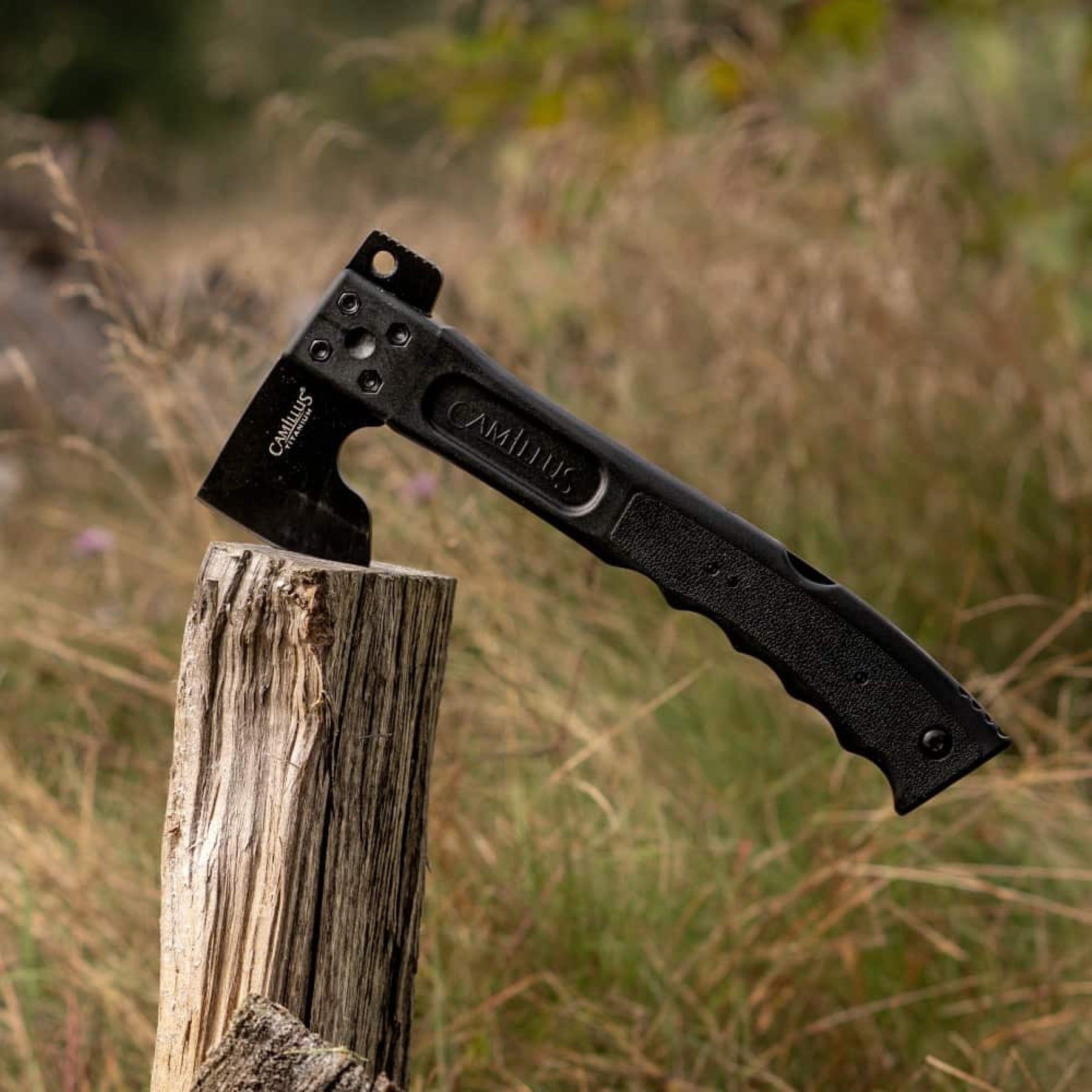 CAMILLUS | CAMTRAX - Ascia con seghetto integrato