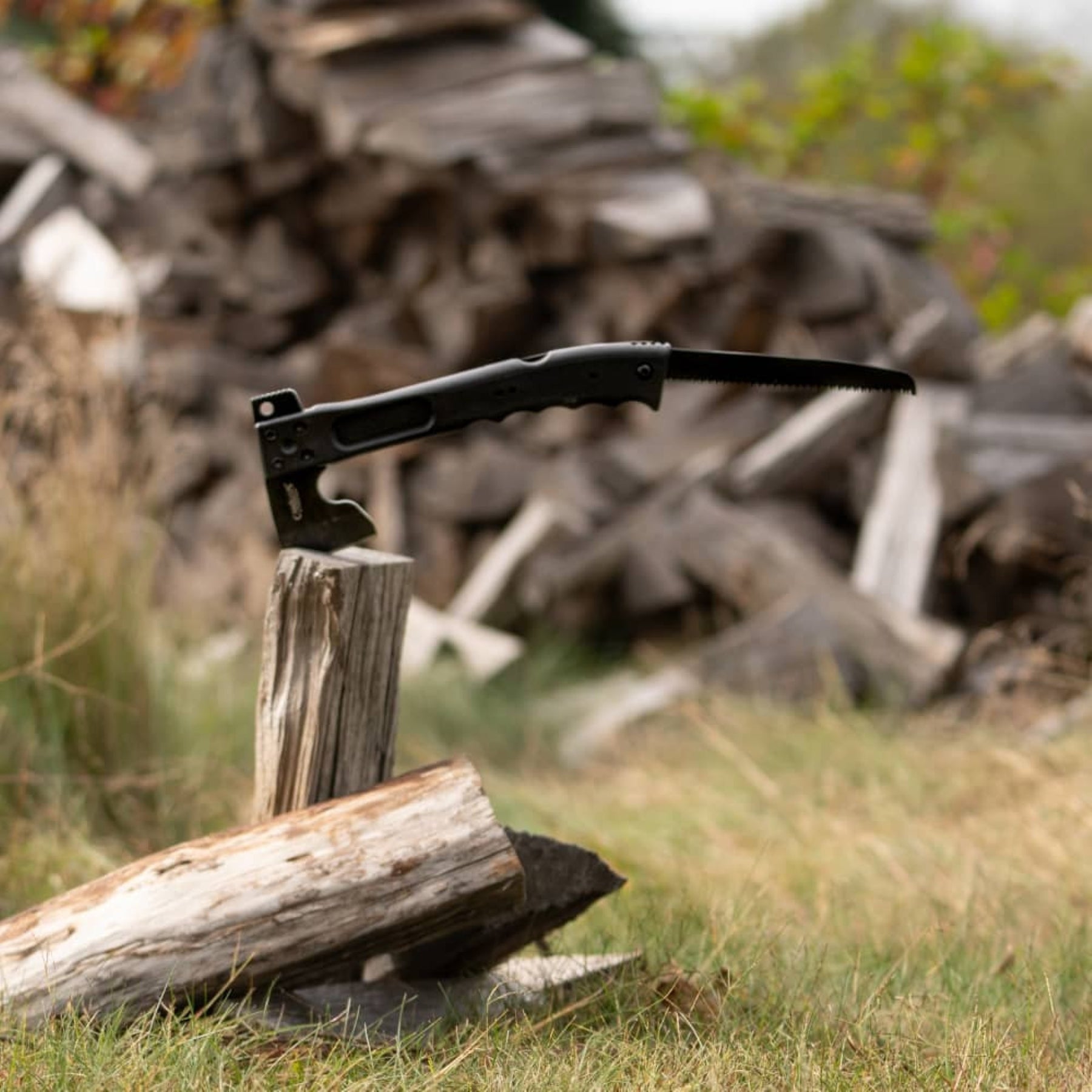 CAMILLUS | CAMTRAX - Ascia con seghetto integrato