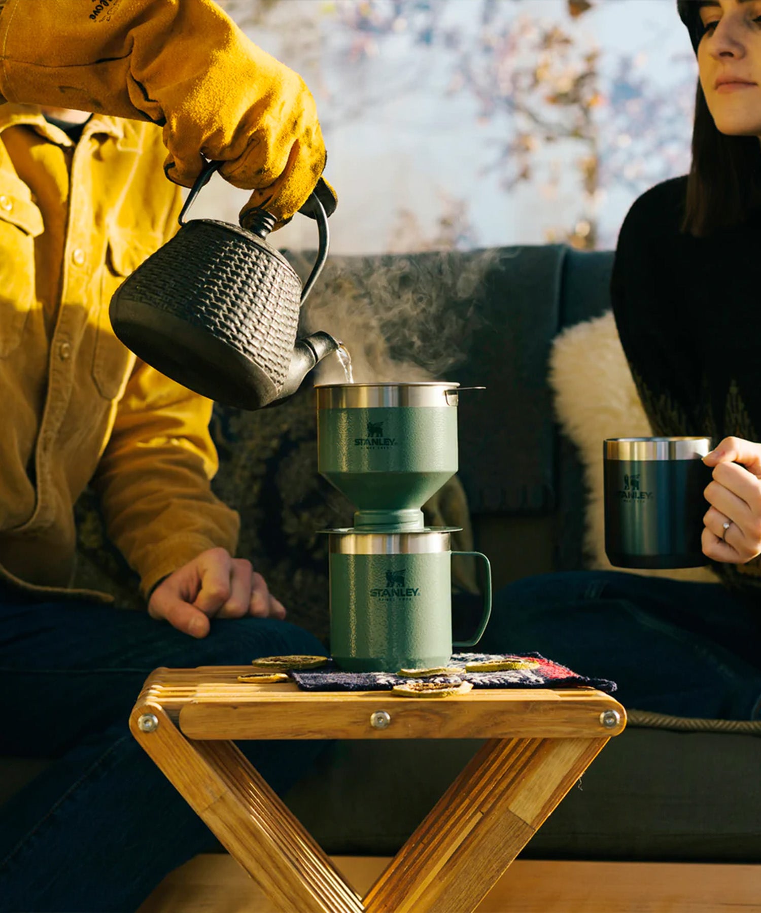 Camp Mug usato con il perfect brew di stanley per preapare il caffè al parco