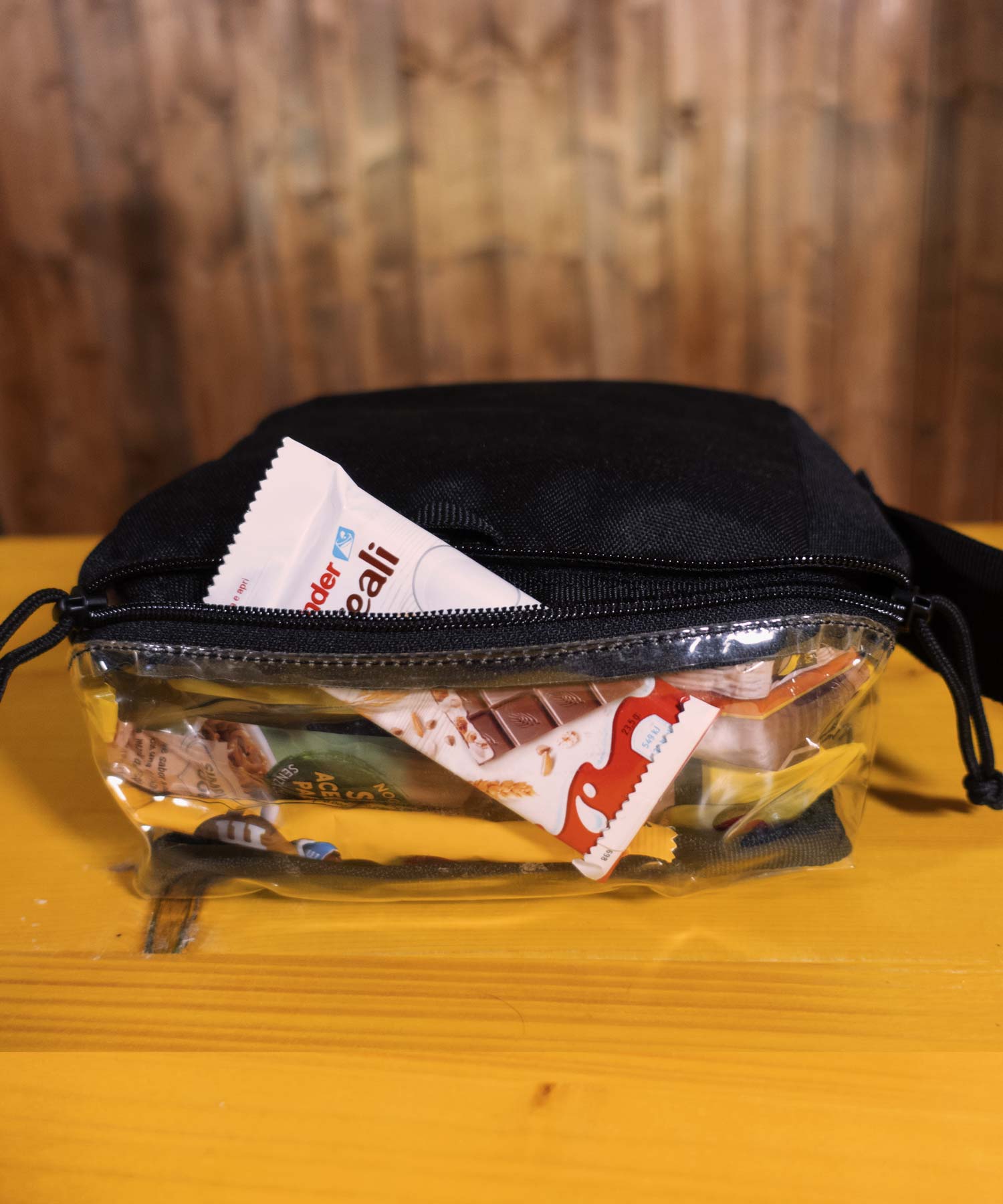 tasca easy-vis di 5.11 con snack e pasti per cammini e trekking