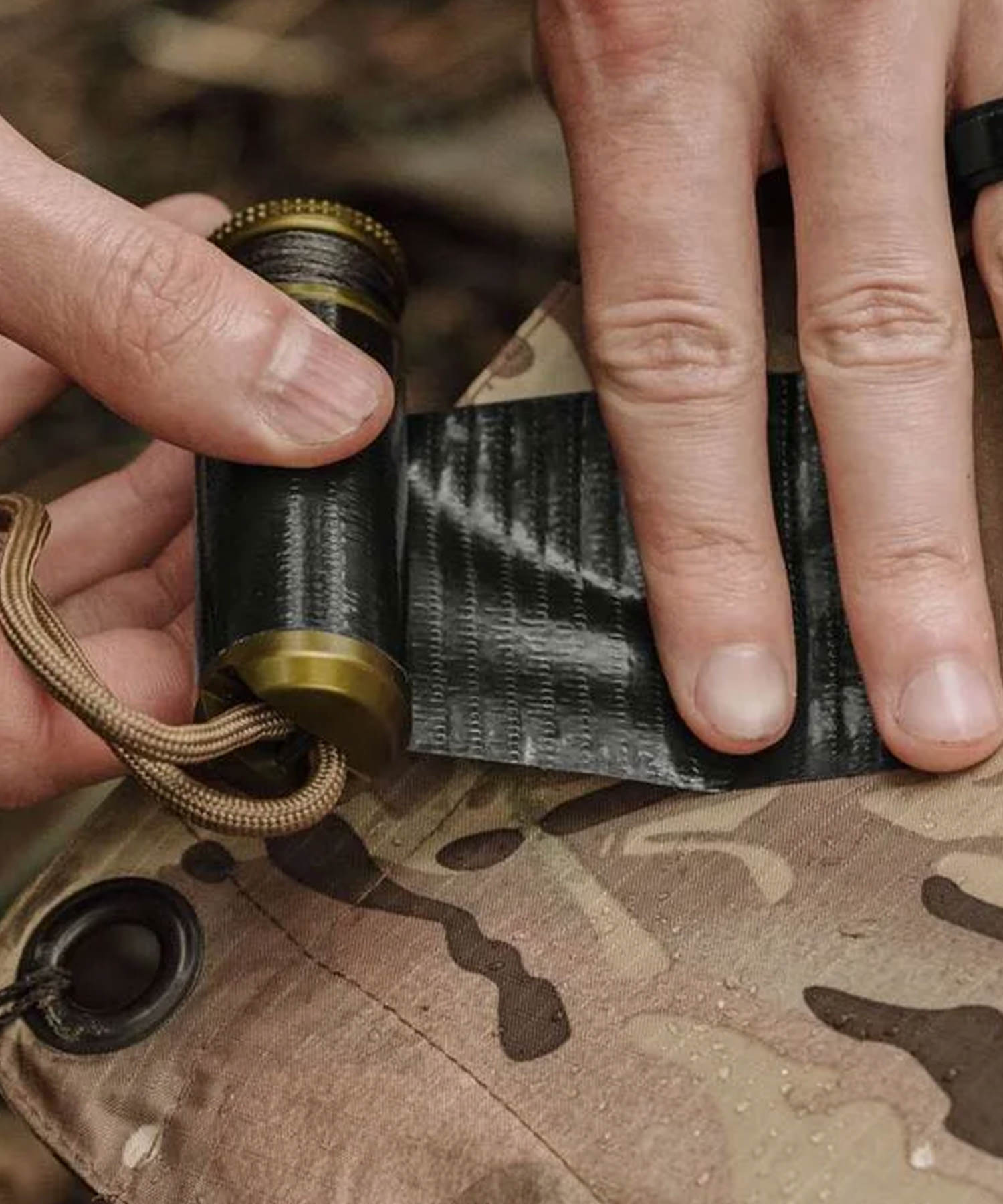 Exotac ripspool usato per riparare il tarp