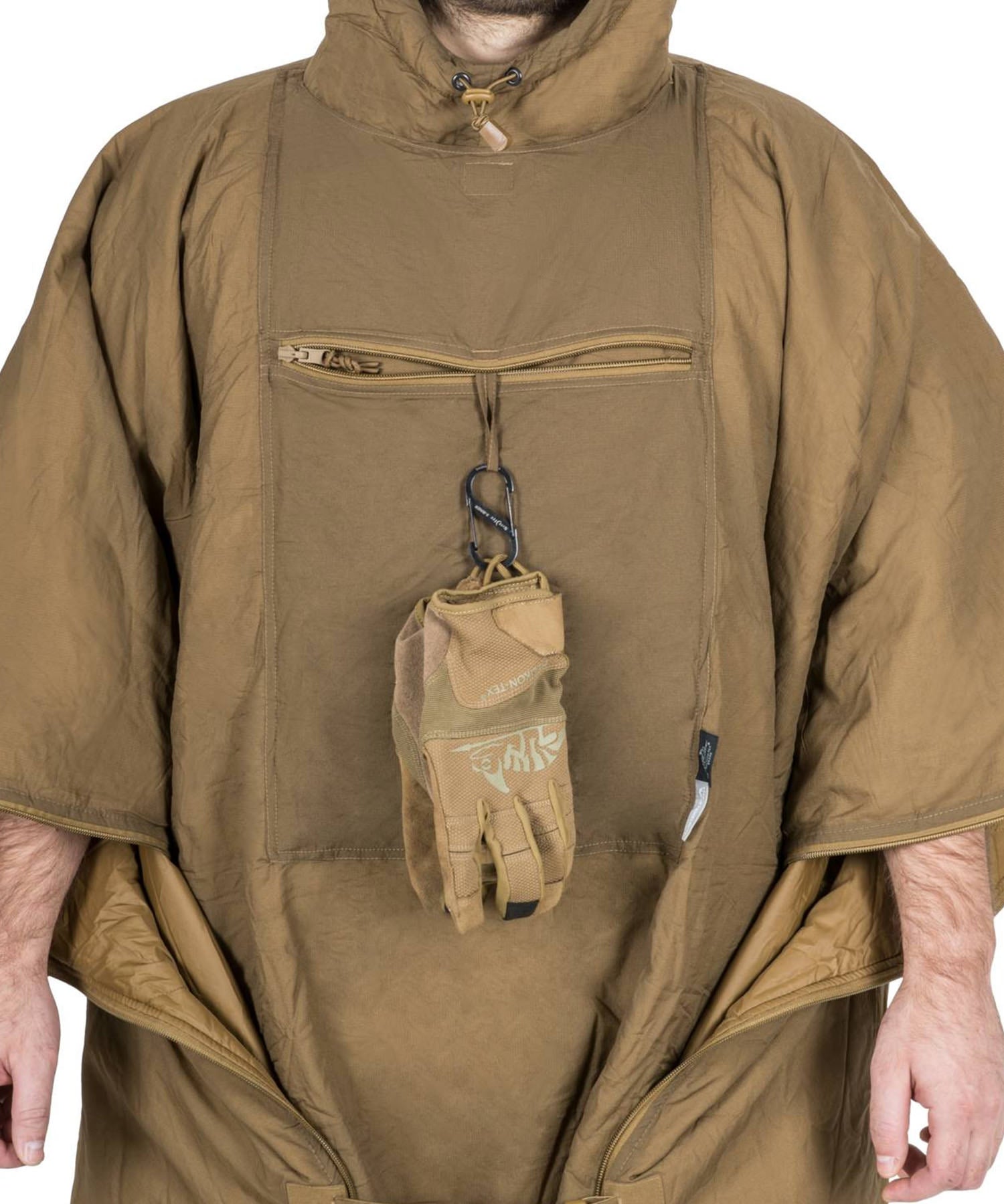 HELIKON SWAGMAN ROLL PONCHO COYOTE - DETTAGLIO LACCETTO NELLA TASCA