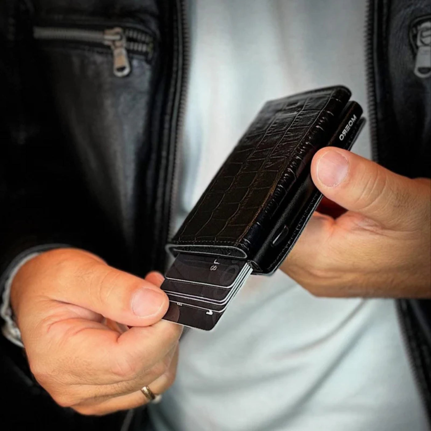 scopri tutti i moero disponibili su backpacco.it