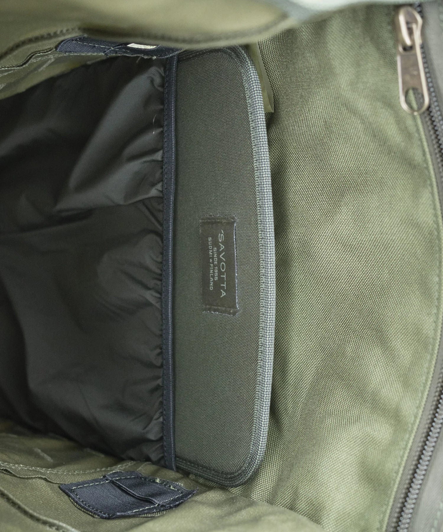 dettaglio della tasca per il pannellino schienale opzionale