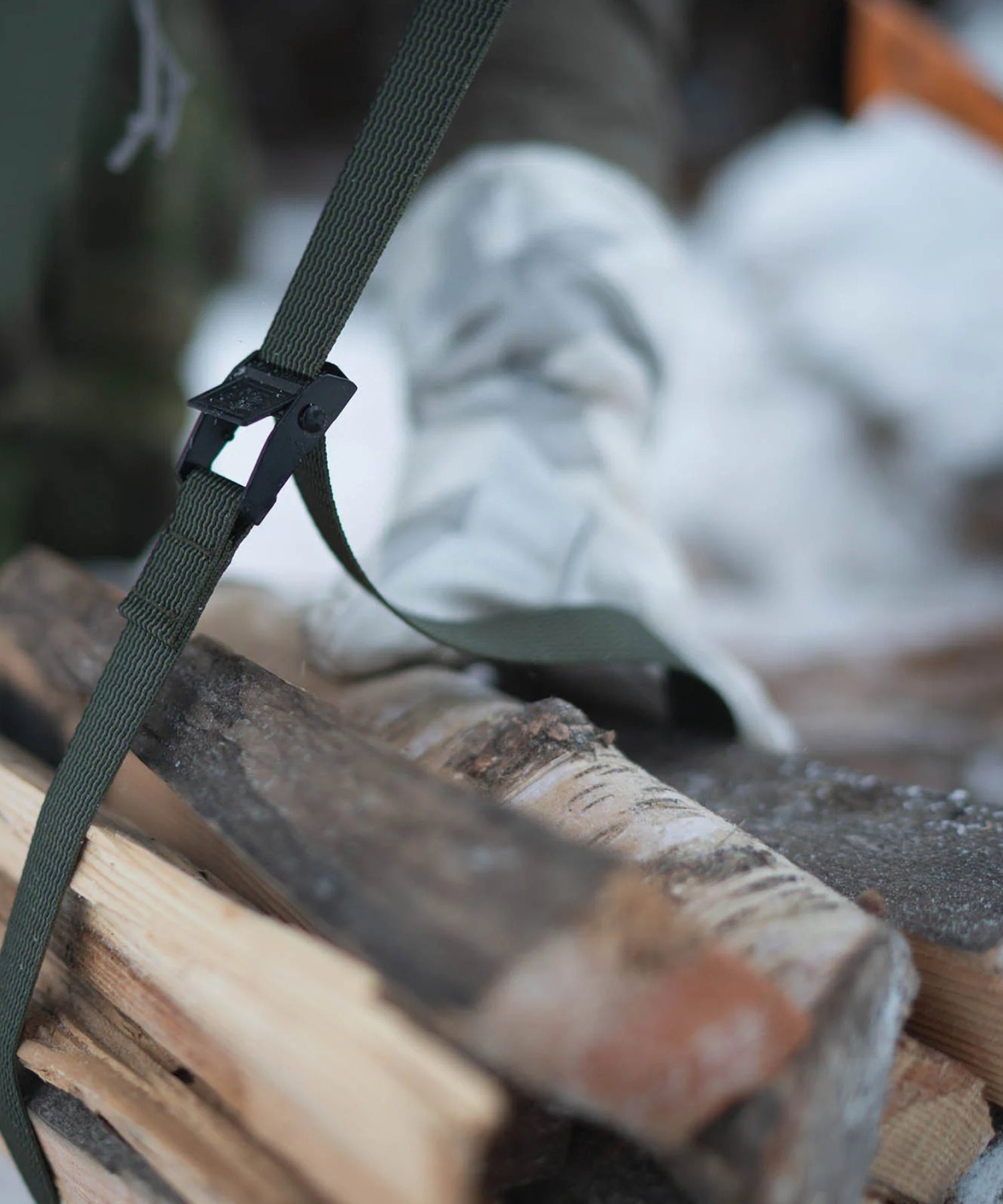 pack straps di savotta - dettaglio della chiusura a camma in metallo