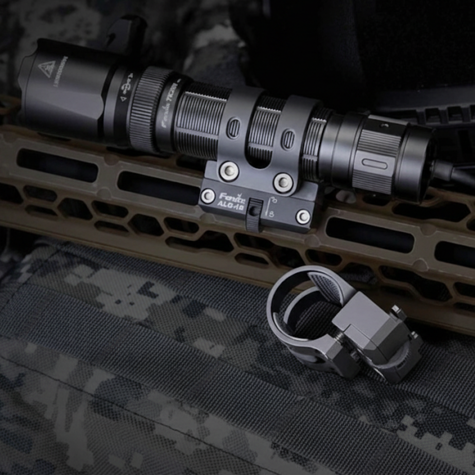 mount per torce su backpacco.it