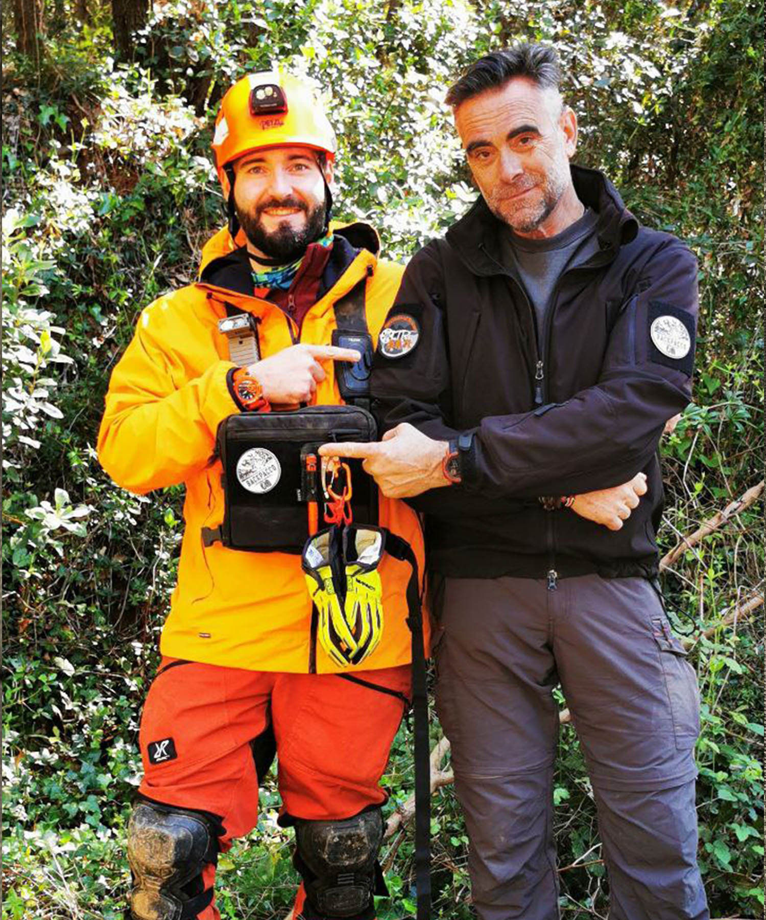 Paolo di backpacco e Daniele Manno di Oltre Sar dopo un'escursione speleologica all'argentario