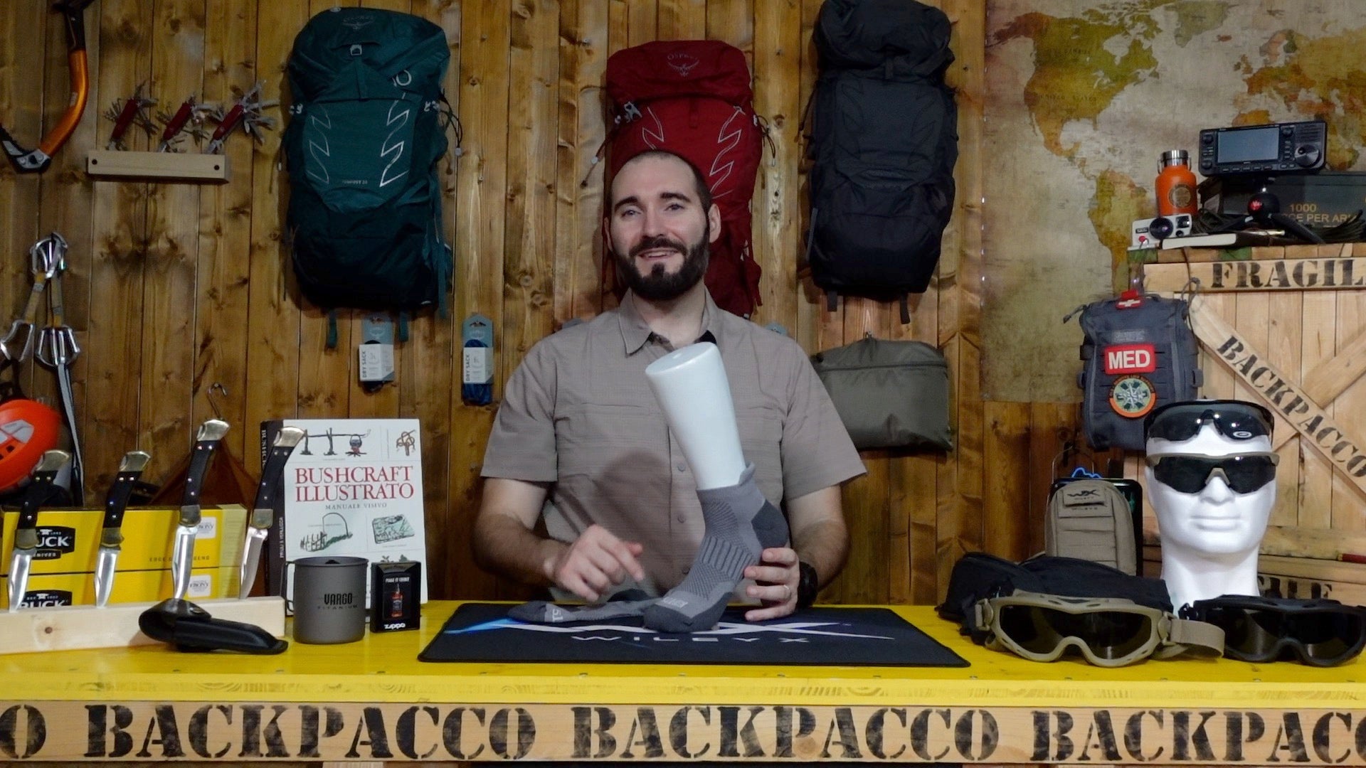 Paolo di Backpacco spiega glii ABR TRAINING SOCK di 5.11
