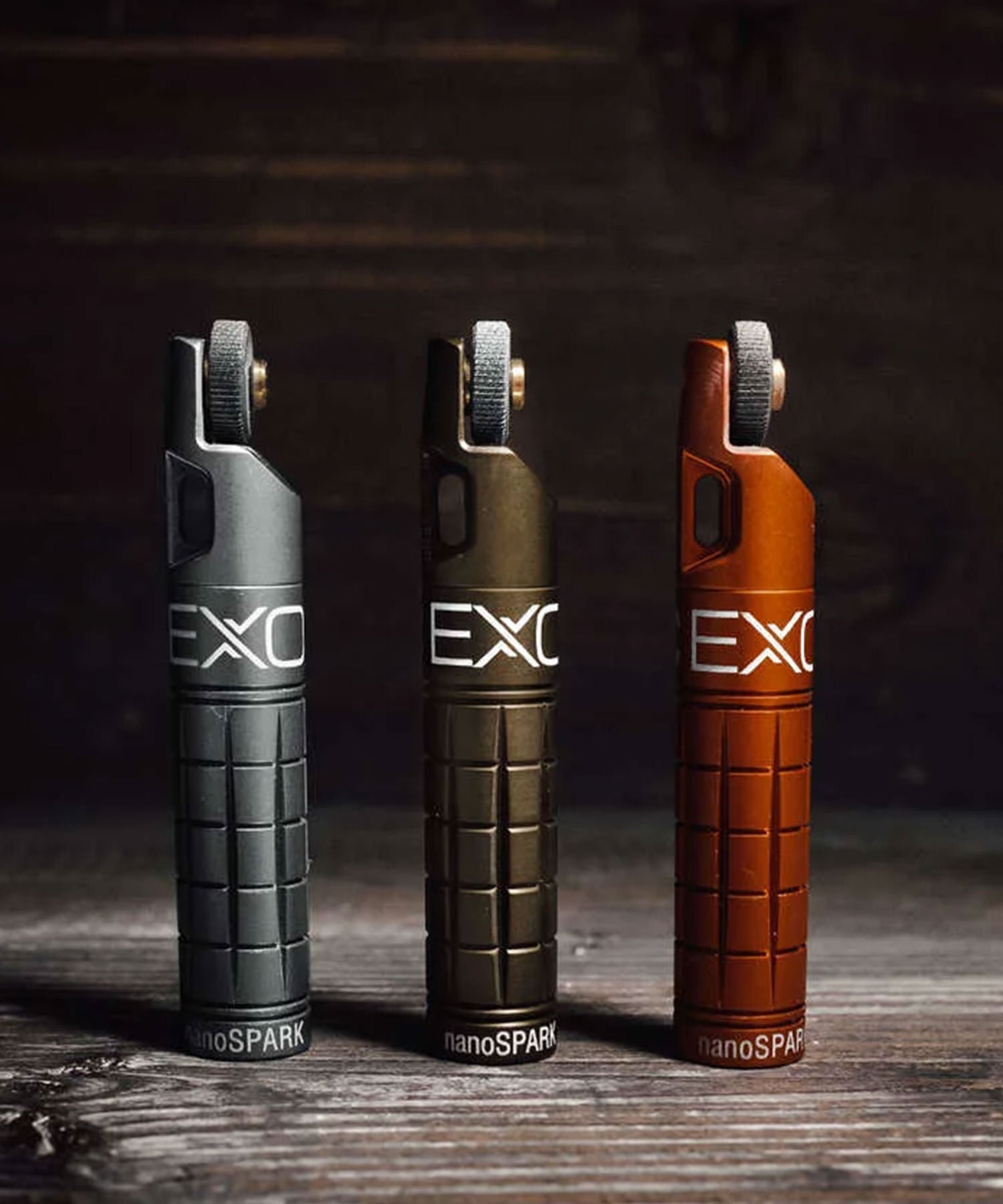 collezione di nanospark di exotac in diversi colori disponibili