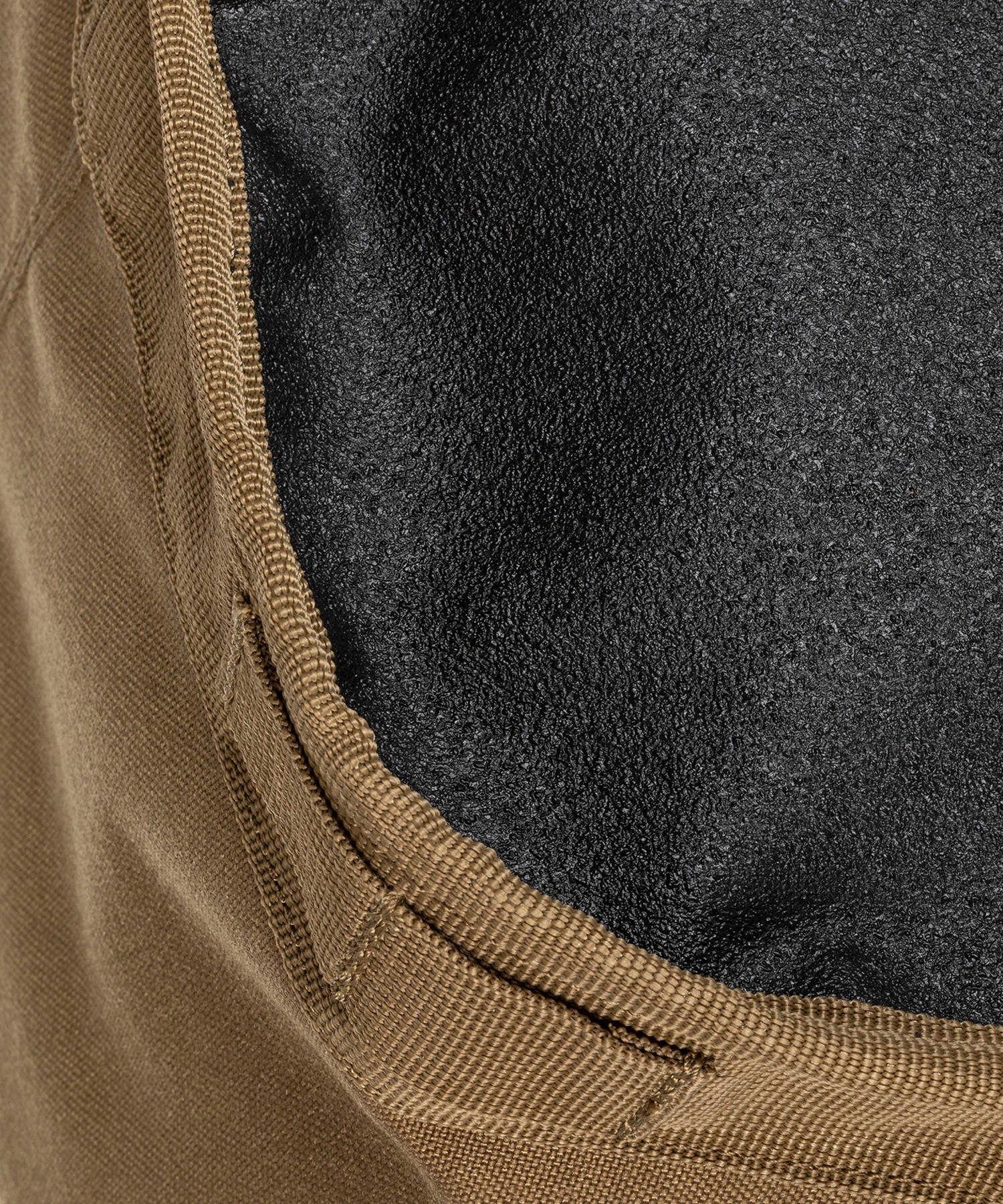 dettaglio delle fibbie in duraflex dello zaino 5.11 all hazards