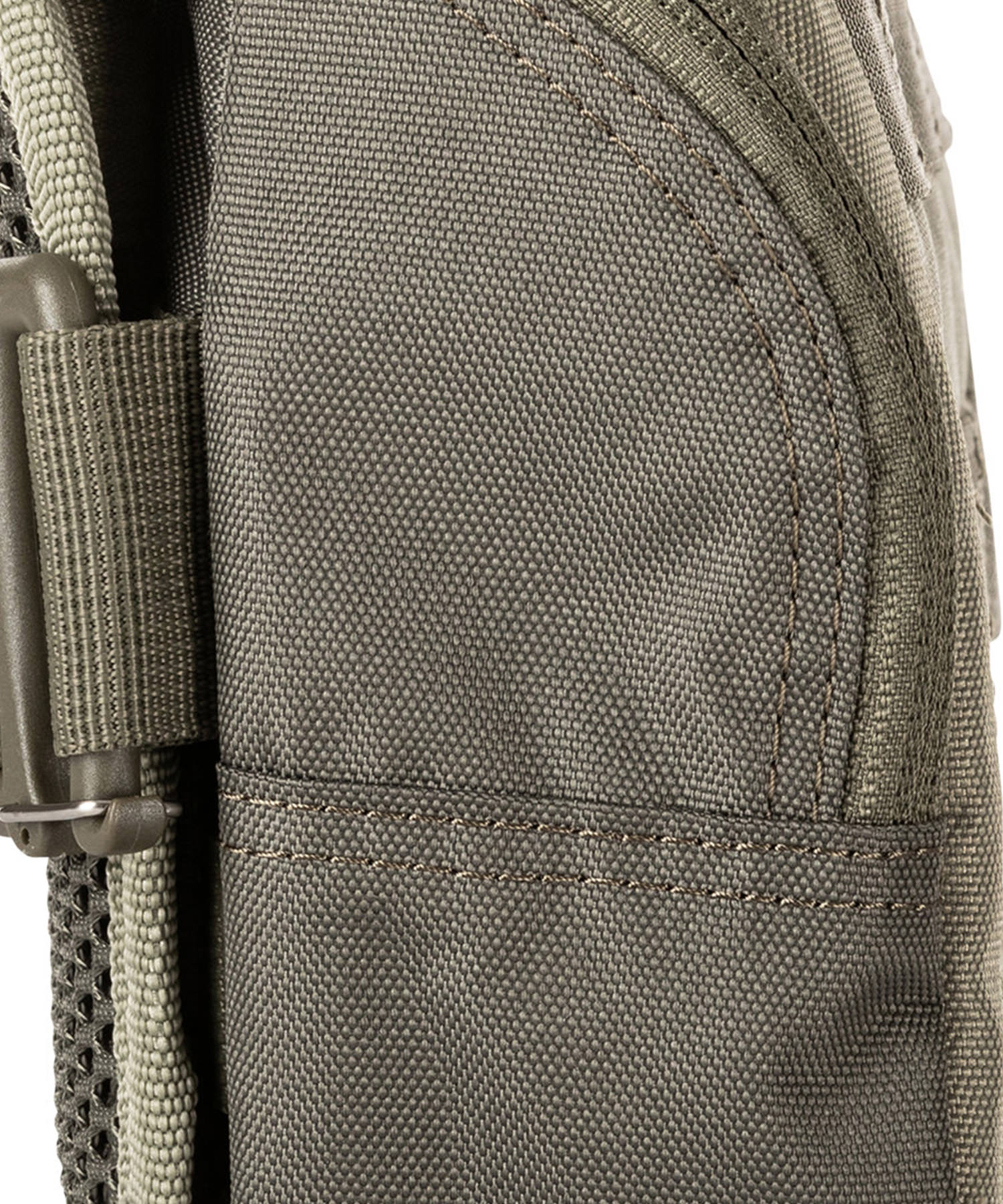 dettaglio tessuto in nylon per il marsupio waist pack di 5.11