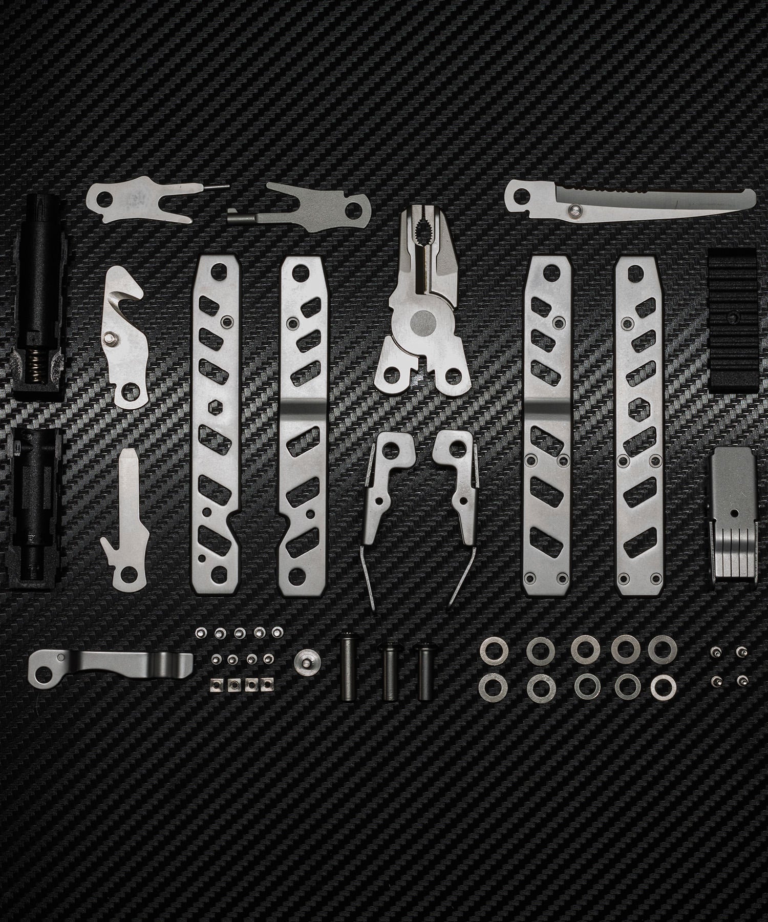 le emt 2.0 multitool rescue di 5.11 smontata completamente