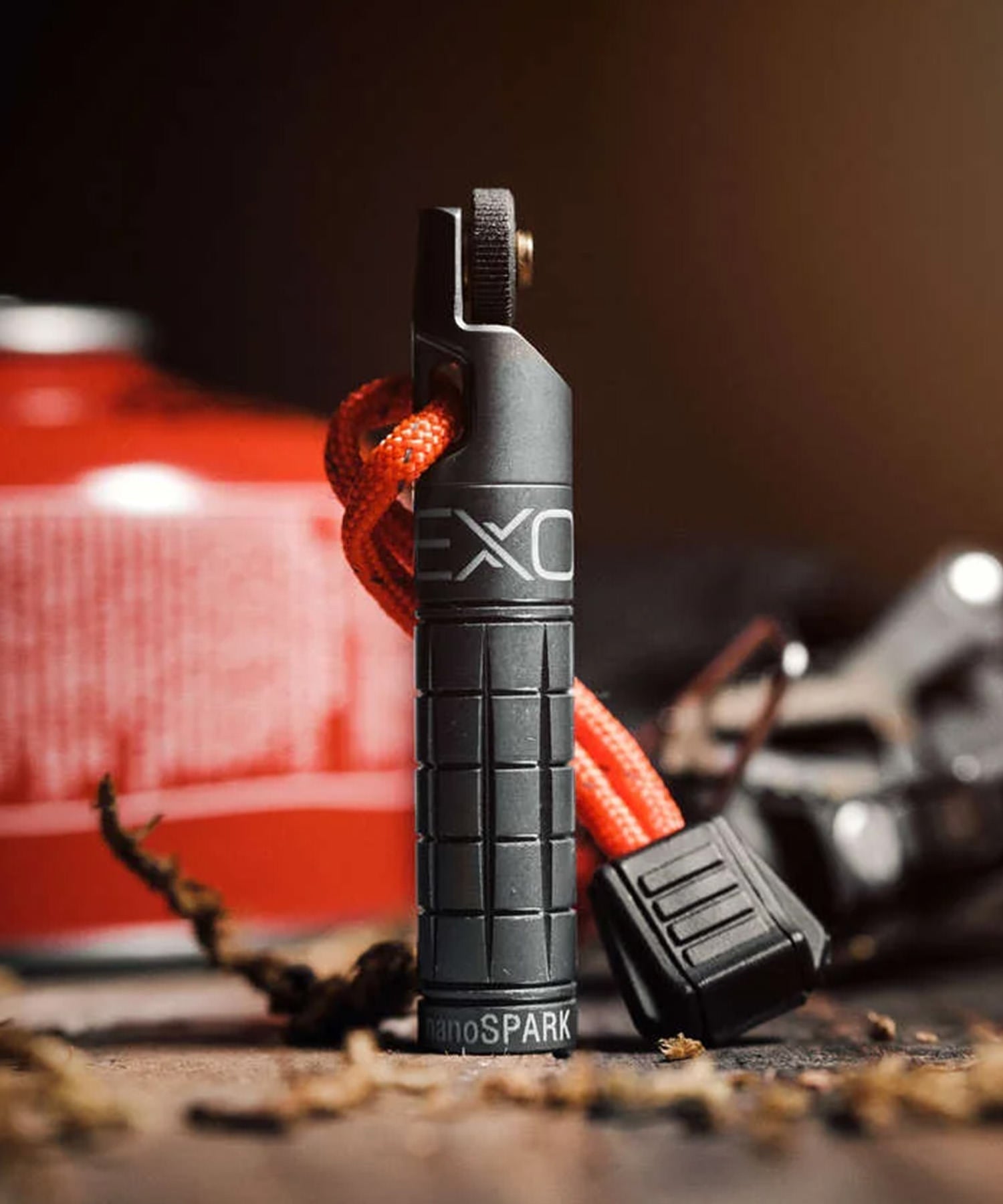 nanoSPARK di exotac grigio sul tavolo