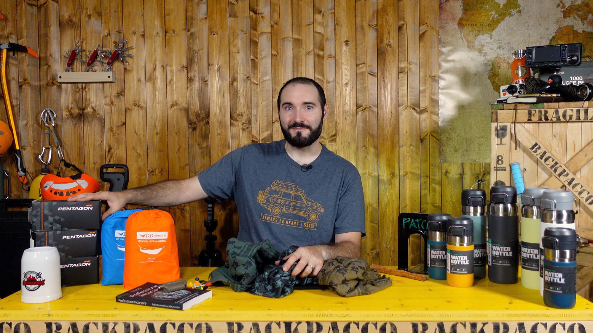 COPERTINA DEL VIDEO DOVE PAOLO DI BACKPACCO SPIEGA LA ATREUS SHEMAGH DI PENTAGON