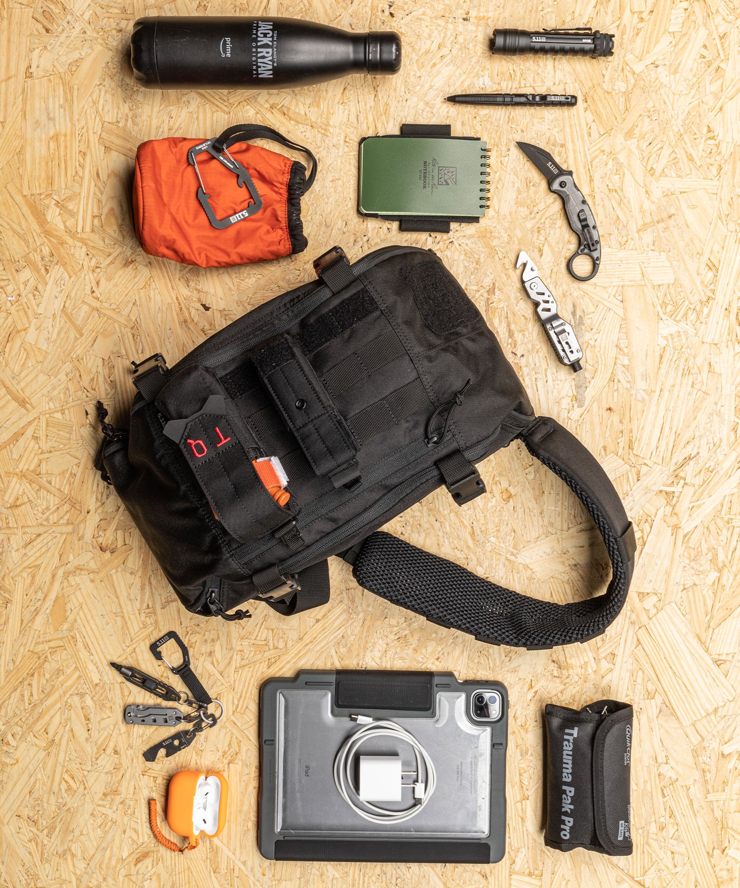 sling pack kangaroo con kit da soccorritore