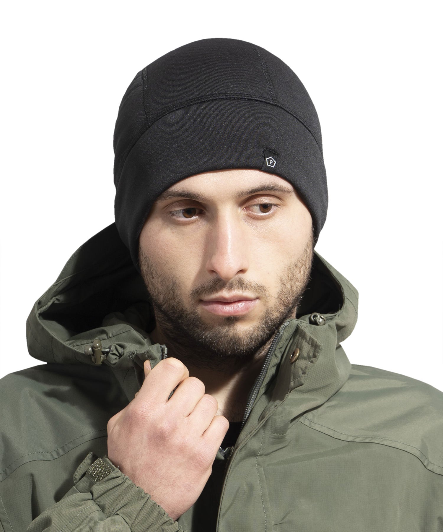 uomo indossa cappello di pile di pentagon