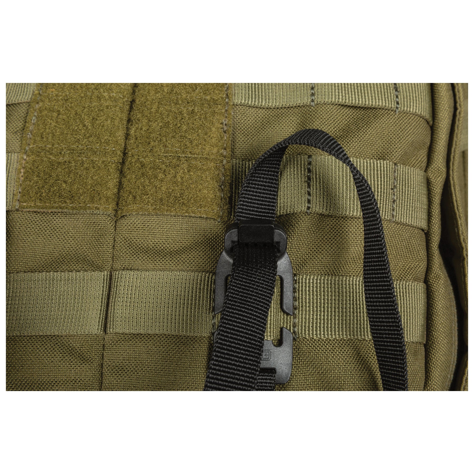 Sidewinder strap di 5.11 misura SM fissate al sistema molle con il fermo autobloccante