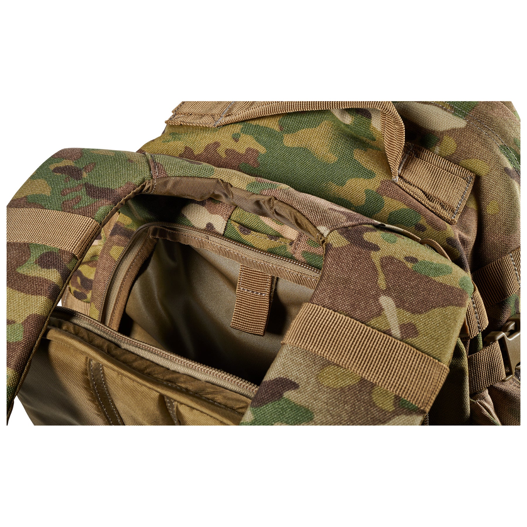 Zaino RUSH72 2.0 di 5.11 Tactical Multicam (mimetico) - vista tasca per sacca idrica