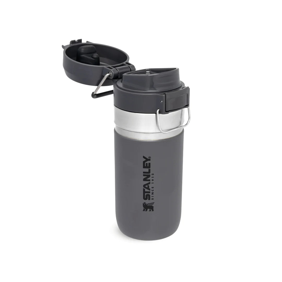 borraccia stanley go quick flip da 0.47 litri colore charcoal - aperta