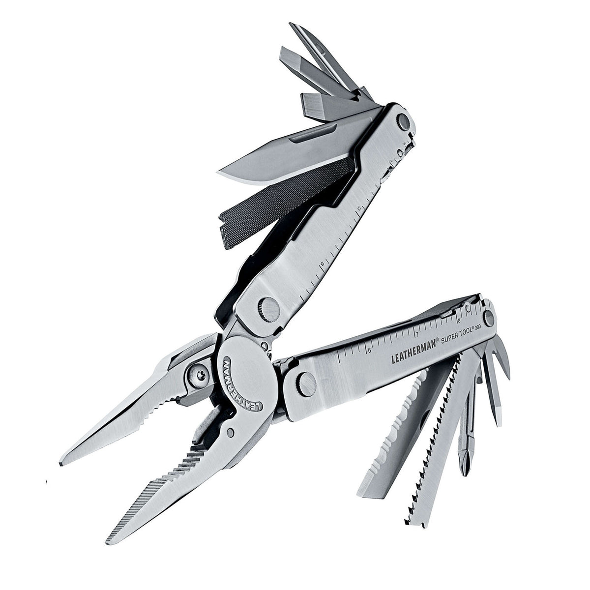 Super Tool 300 di Leatherman in vista angolata