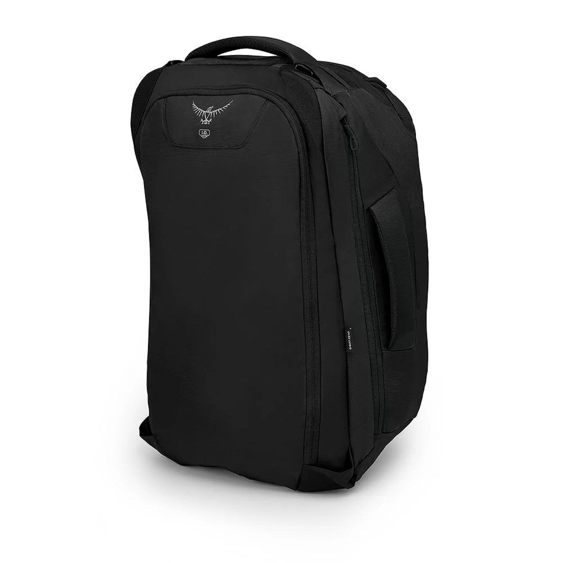 Osprey Farpoint 40 Travel Pack: Zaino da viaggio da 40 litri. Caratterizzato da pannello posteriore a scomparsa, apertura a valigia, cinghie di compressione interne e tasca imbottita per laptop. Design ergonomico e resistente ideale per viaggiatori dinamici.