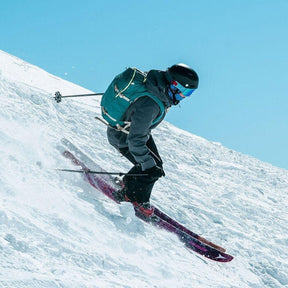 Zaino da sci e snowboard Osprey Glade 20 da 20 litri, zaino idratazione compatibile e a basso profilo per attività invernali, con spallacci a contatto e cinghie regolabili, per l'attrezzatura da neve e sicurezza