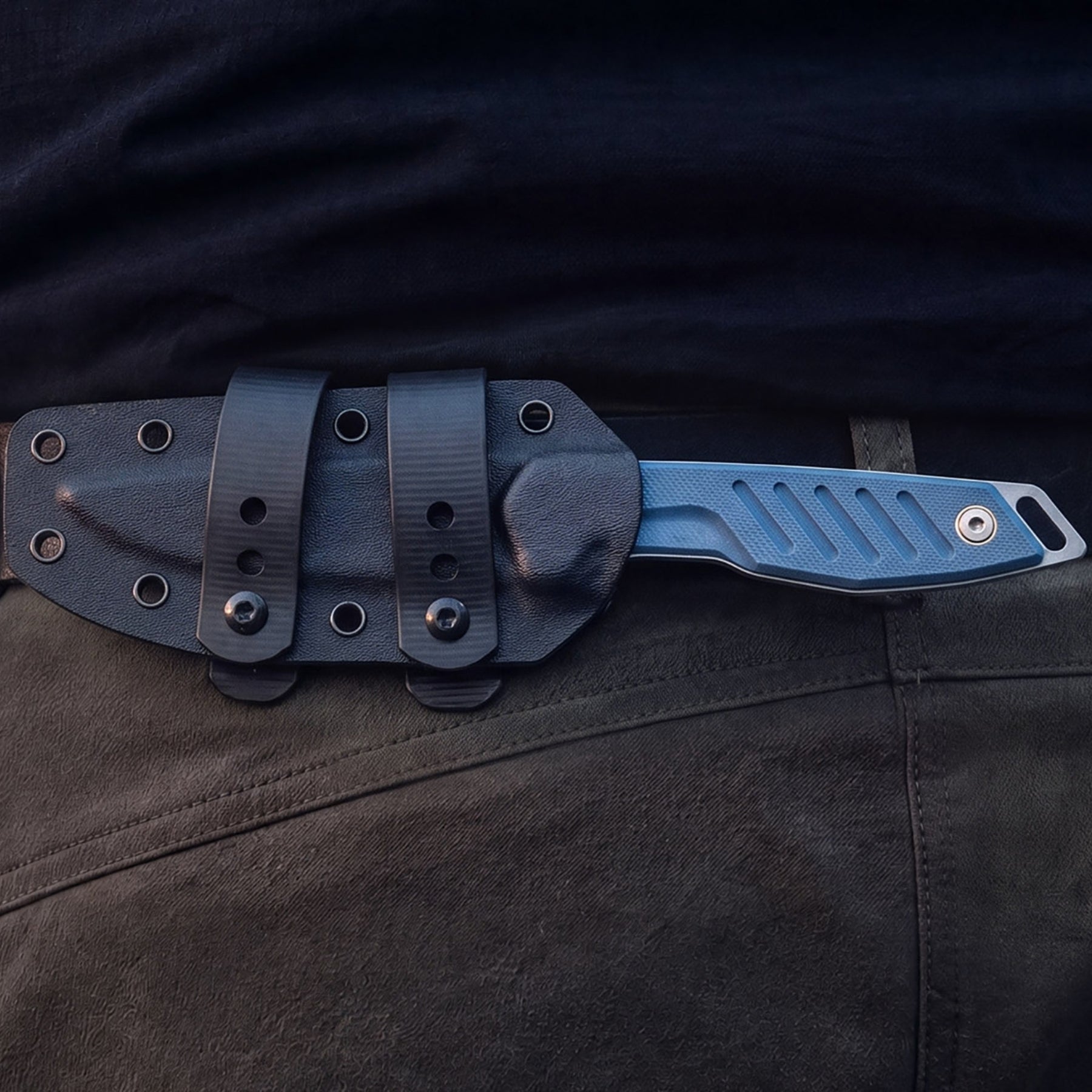 Extrema Ratio BFK Pixel coltello a lama fissa compatto con profilo tanto modificato,  impugnatura ergonomica scanalata e passante per cordino ideale per everyday carry tattico