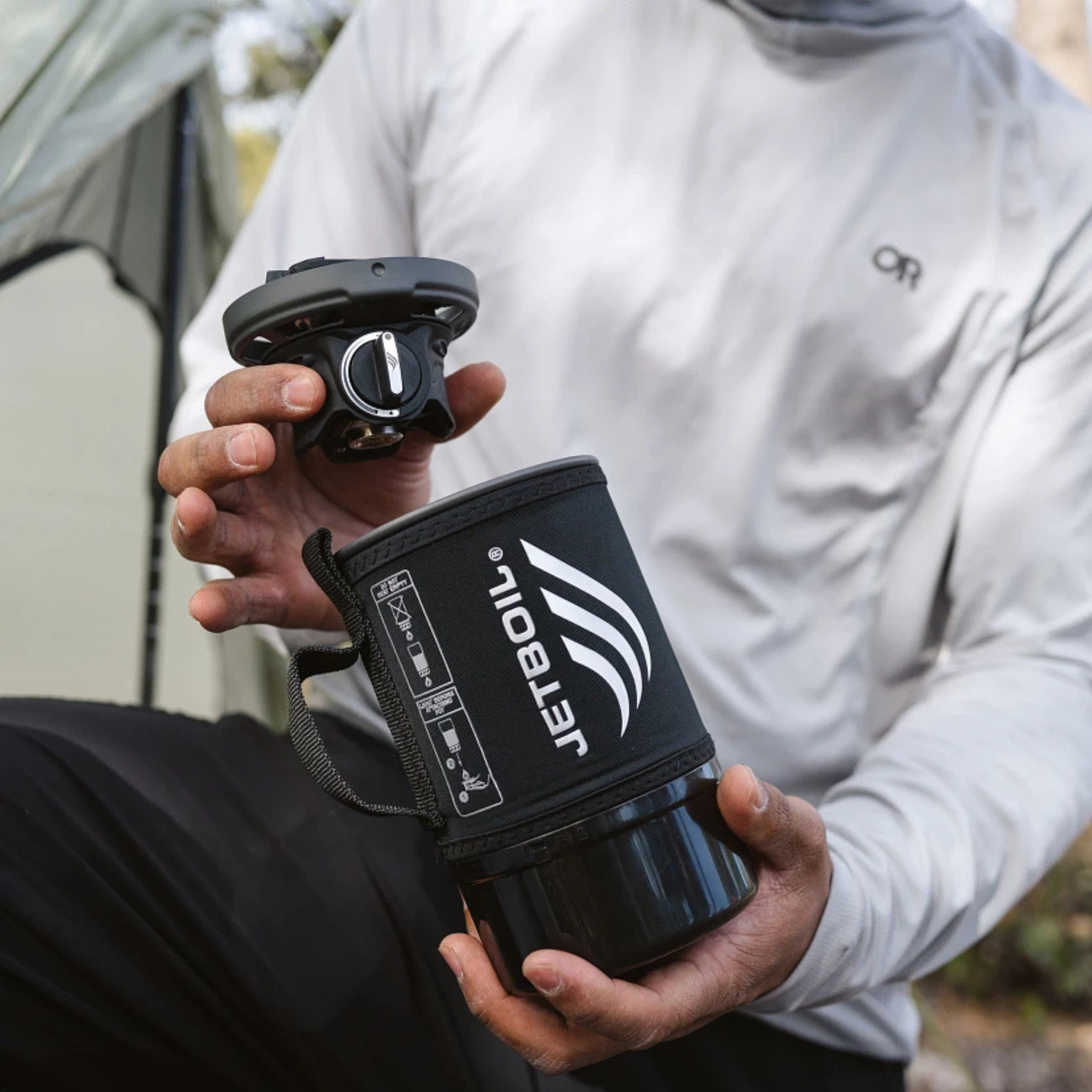 Jetboil Zip Fast Boil System, fornello a gas per campeggio e trekking, sistema di cottura personale rapido, tazza da 0.8L con coibentazione nera e stabilizzatore arancione, SU BACKPACCO.IT