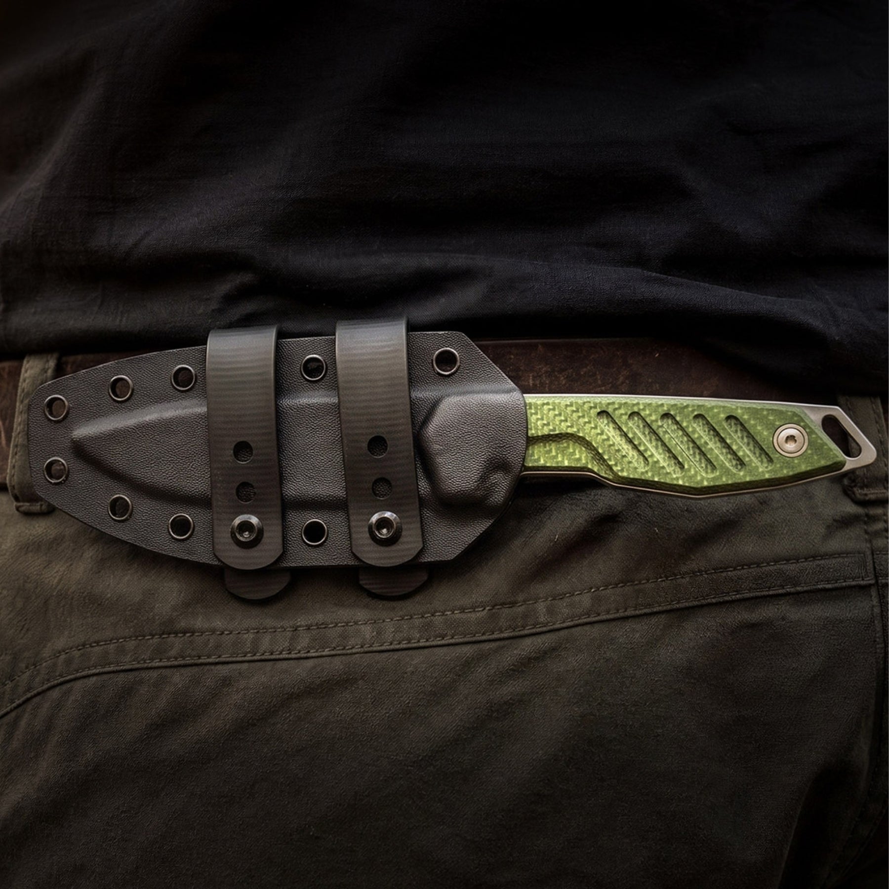 Extrema Ratio BFK Pixel coltello a lama fissa compatto con profilo tanto modificato,  impugnatura ergonomica scanalata e passante per cordino ideale per everyday carry tattico