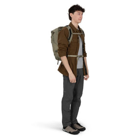 Osprey Nebula 32 Driftshade zaino da 32 litri in edizione limitata con scomparti multipli e spallacci imbottiti ergonomici per outdoor, viaggi, studio e uso quotidiano EDC.