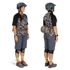 Osprey Seral 7 marsupio idrico da ciclismo e MTB con capacità 7 litri, serbatoio d'acqua integrato, tasche organizer con cerniera e cinghie di compressione stabilizzanti. Collezione 2026.