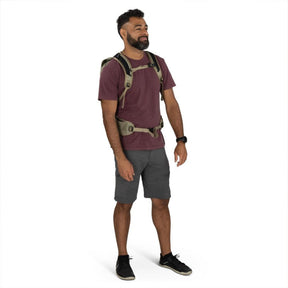 Osprey Sportlite 22 zaino da trekking e outdoor da 22 litri con tasca frontale elastica spallacci traspiranti e cintura lombare imbottita ideale per escursioni giornaliere collezione 2026