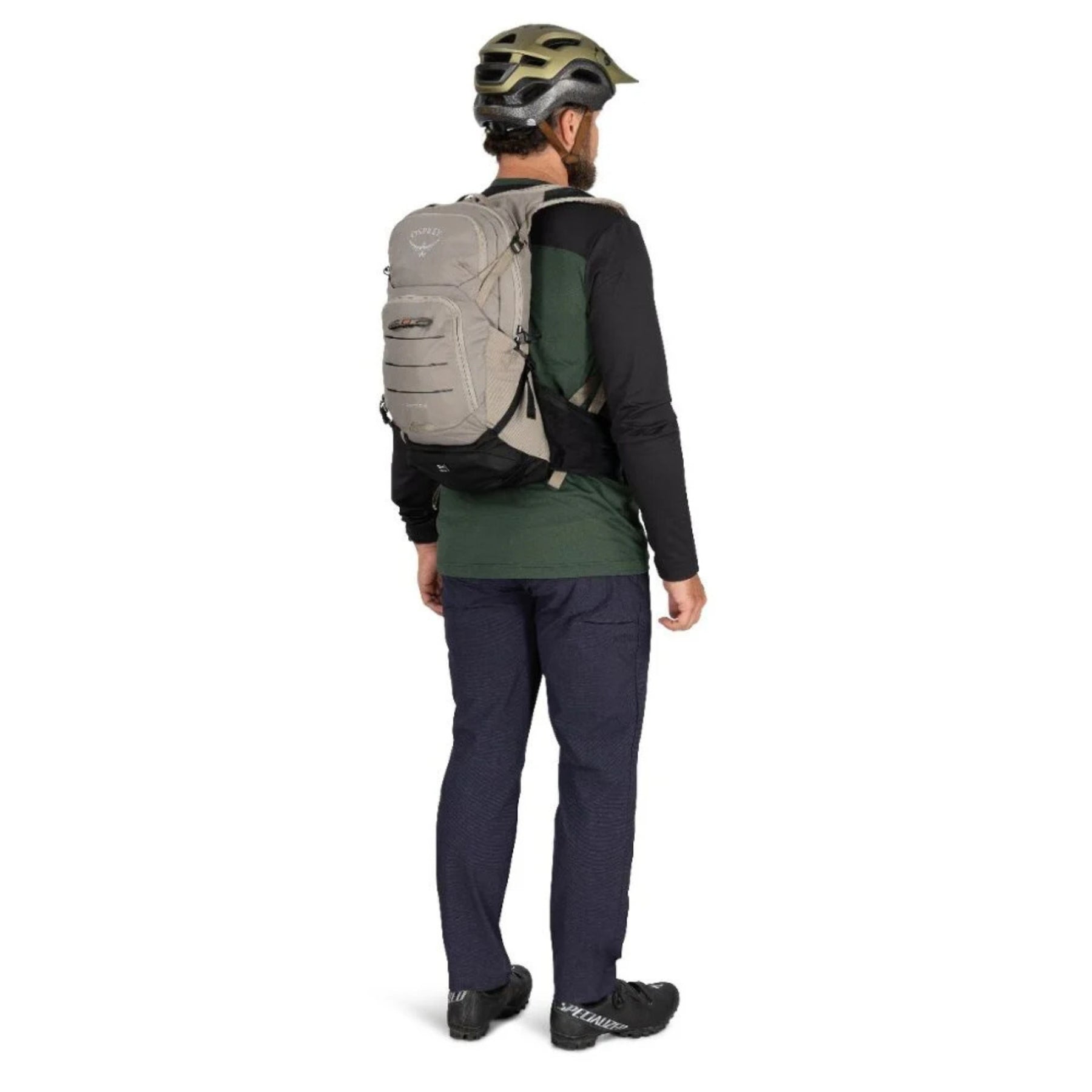 Osprey Raptor 14 zaino da ciclismo e mountain bike da 14 litri con pannello posteriore ventilato AirScape, attacco esterno per casco LidLock, scomparto per sacca idrica e sistema portattrezzi ToolWrap integrato per massima stabilità durante le uscite outdoor.