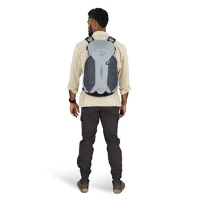 Osprey Hikelite LT 22 zaino da 22 litri ultraleggero per escursionismo e trekking con schienale ventilato tasche laterali in rete e spallacci ergonomici regolabili ideale per outdoor e camminate in montagna