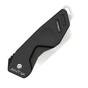 Extrema Ratio ANT Urban SF: Coltello chiudibile EDC compatto con lama sheepfoot in acciaio Bohler N690. Versione Urban caratterizzata da impugnatura in alluminio anticorodal anodizzato. Sistema di chiusura Frame Lock e struttura ultra-leggera per porto quotidiano.