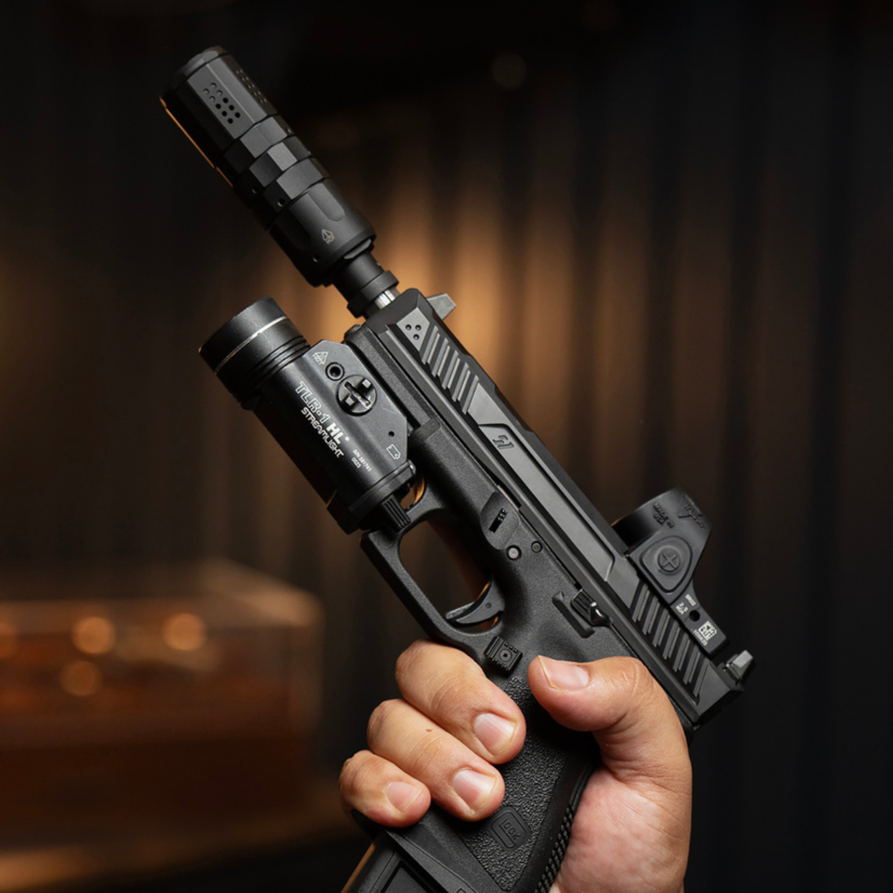 compensatore strike industries per pistola calibro 9mm accessorio tattico grigio metallo per riduzione rinculo e controllo volata