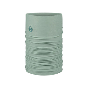 Buff CoolNet UV Neckwear Insect Shield Solid Seagrove Scaldacollo tubolare con tecnologia repellente per insetti integrata e protezione UPF 50. Realizzato in tessuto elastico ultra-leggero e traspirante con logo Buff. Ideale per escursioni in zone con presenza di zanzare e per il comfort outdoor.