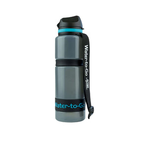 Water-to-Go Eco Active Bottle 75 cl borraccia filtrante con sistema di purificazione avanzato cinturino da polso integrato e chiusura di sicurezza ideale per attività outdoor escursionismo e sport.