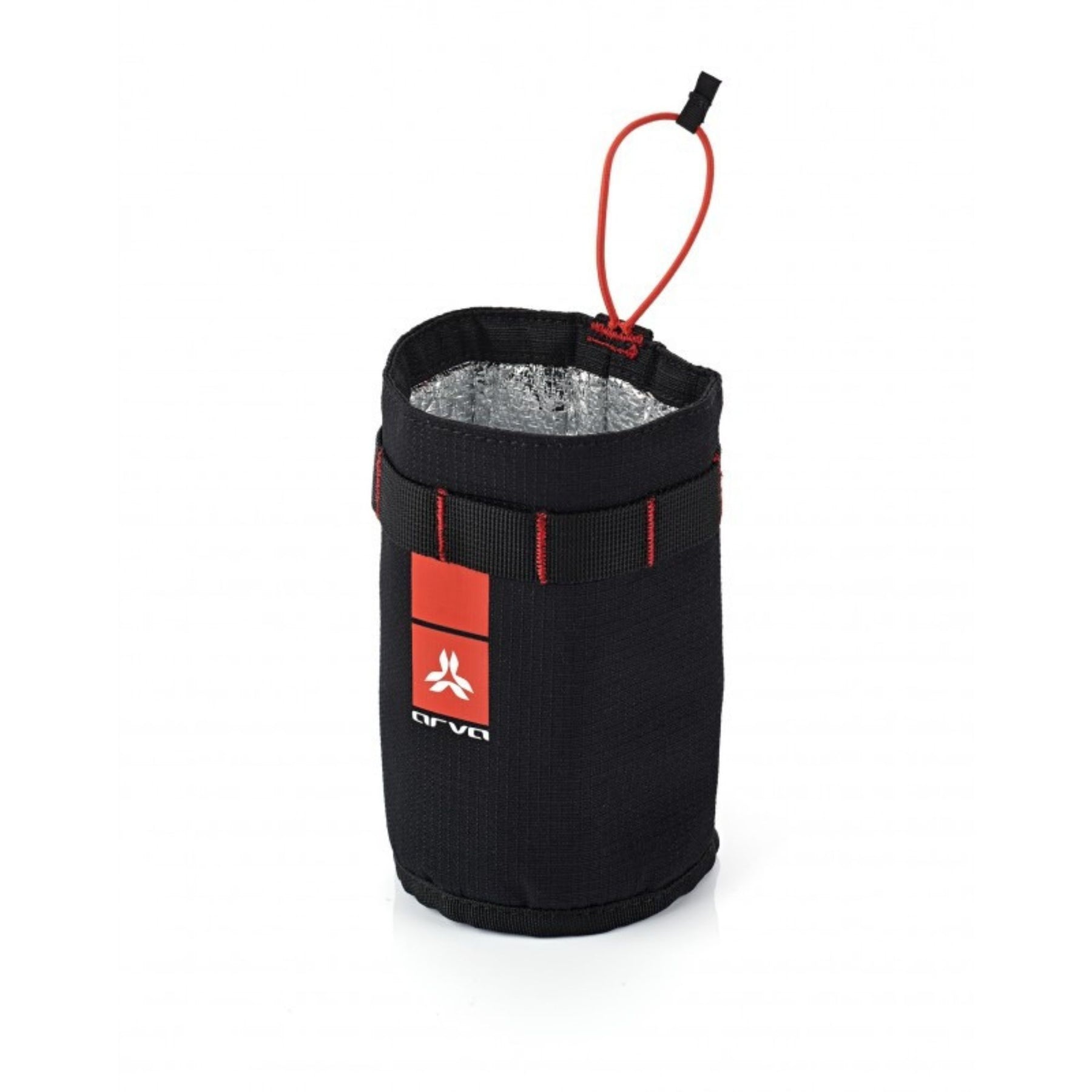 Arva Bottle Holder porta borraccia termico con isolamento interno in alluminio logo Arva frontale asola superiore di fissaggio rossa e passanti laterali per aggancio a zaino o cintura ideale per scialpinismo ed escursionismo.