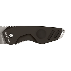 Extrema Ratio ANT SP: Coltello chiudibile EDC ultra-compatto e leggero. Lama in acciaio Bohler N690 e impugnatura in alluminio anticorodal anodizzato. Dotato di asola per cordino. Design minimalista ideale per porto quotidiano e utility.