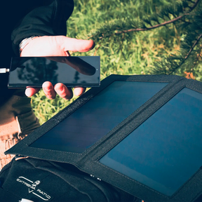 Extrema Ratio Sentinel Backpack: Zaino tattico da 35 litri. Dotato di sistema MOLLE laser-cut, scomparto principale ad apertura completa, tasche dedicate per laptop e sacca idrica. Include schienale traspirante termoforato e maniglia in paracord intrecciato per massima resistenza.