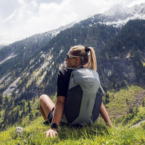 Osprey Hikelite LT 22 zaino da 22 litri ultraleggero per escursionismo e trekking con schienale ventilato tasche laterali in rete e spallacci ergonomici regolabili ideale per outdoor e camminate in montagna