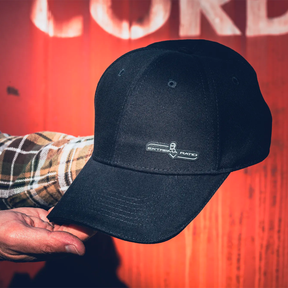 Set Extrema Ratio The Carry Box in edizione limitata, confezione regalo che include un coltello chiudibile BFK EVO, un cappellino nero da baseball, un portafoglio in pelle nero e una piastrina multifunzione in metallo (card tool)